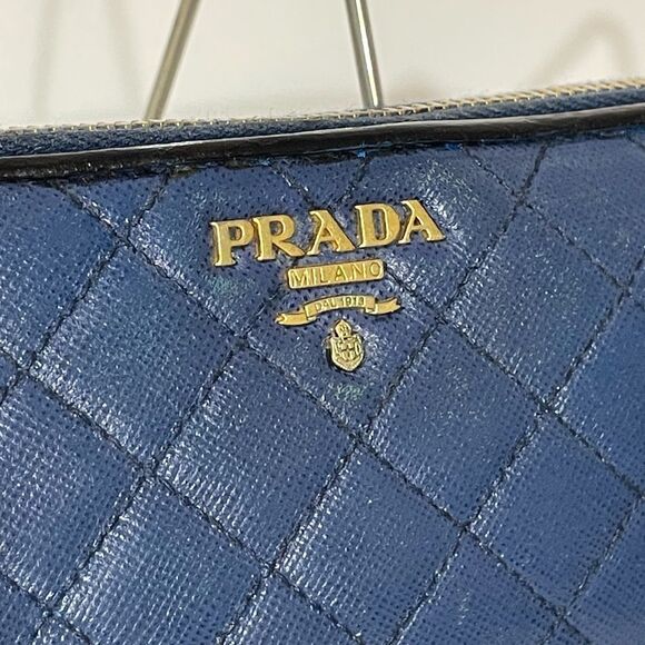 Authentic Prada Quilted Diamond Stitch Zippy Wallet - Picture 7 of 16